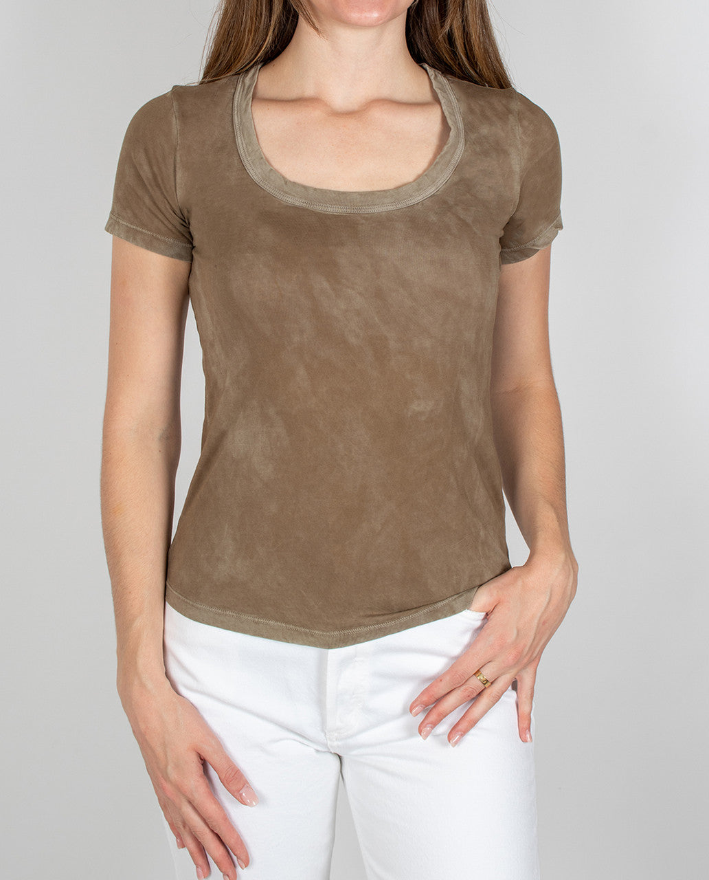 W Standard scoop Tee - vintage chai