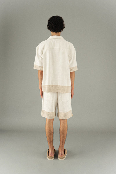Linen short with mesh insert