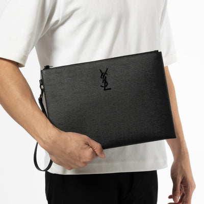 Cassandre zipped tablet case