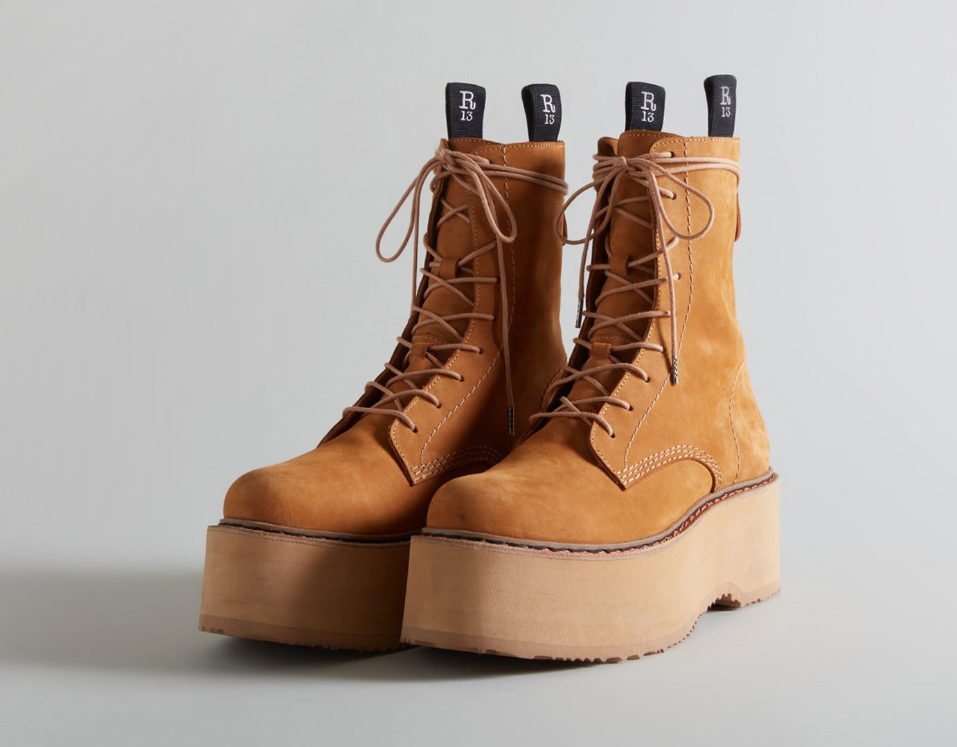 Double stack boot - tan nubuk