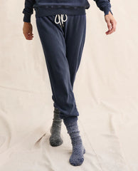 THE CROPPED SWEATPANT - TRUE NAVY