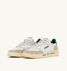 Medalist low - match suede /amazon