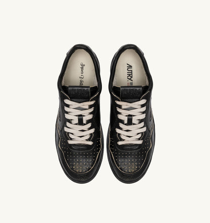 MEDALIST LOW SUPER VINTAGE SNEAKERS IN BLACK LEATHER