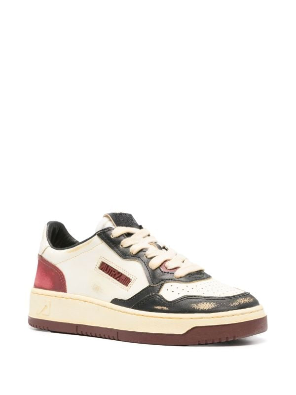 AUTRY MEDALIST LOW SUPER VINTAGE SNEAKERS