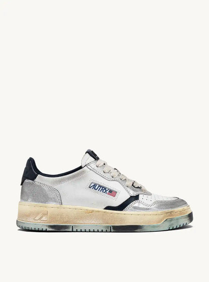 Super Vintage Medalist Low Sneakers In White, Space And Silver Leather