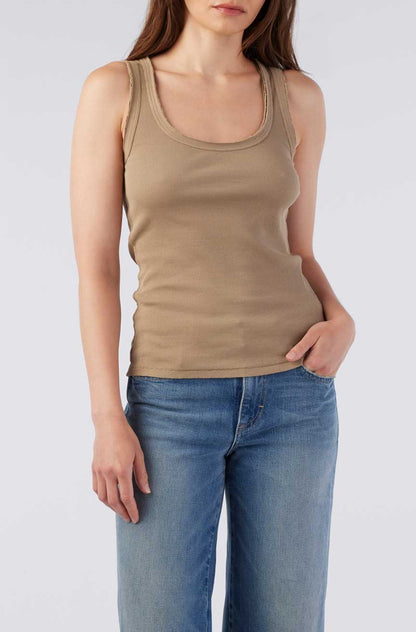 Angel rib tank - sand