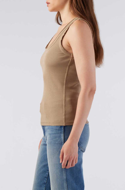 Angel rib tank - sand