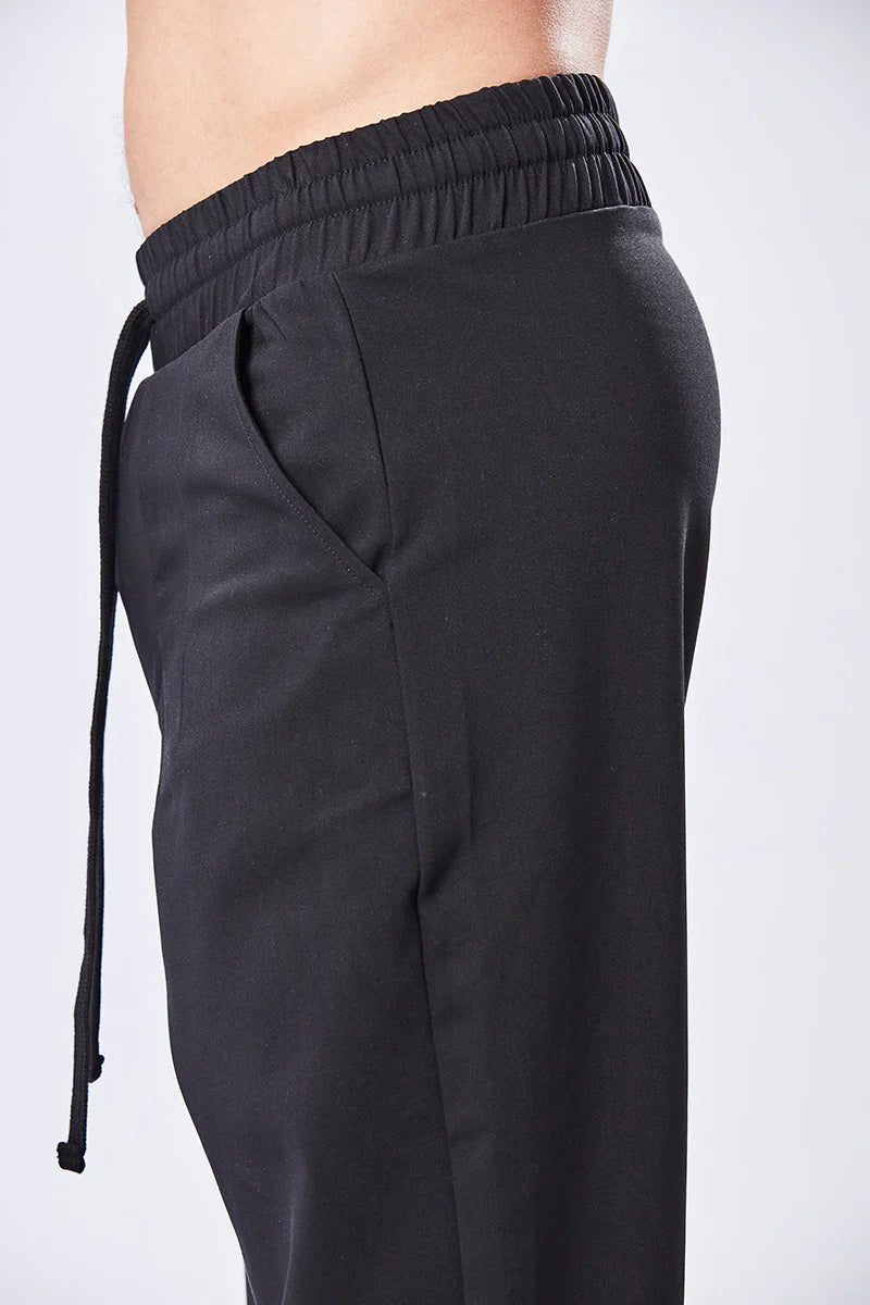 Black regular cropped pants