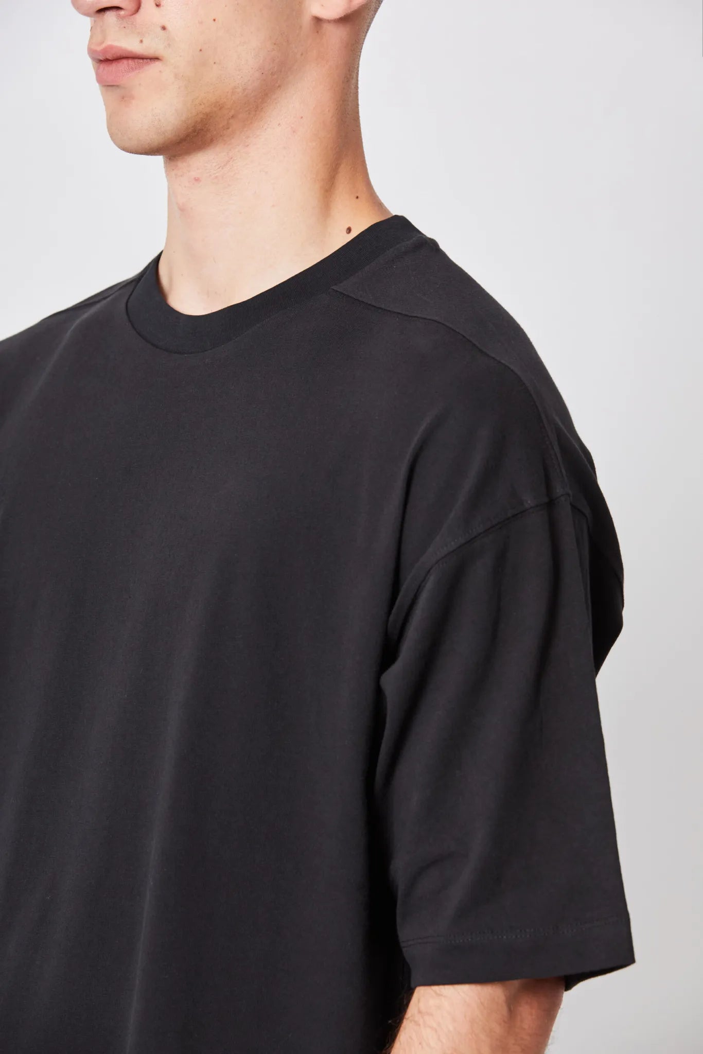 Oversized black T-shirt