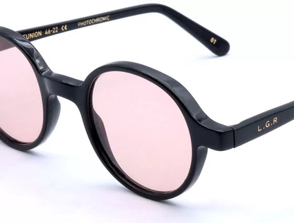 Reunion Black 01 Pink Photochromic