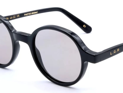 Reunion Black 01 Grey Photochromic