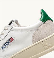 MEDALIST LOW - WHITE / SUEDE / GREEN