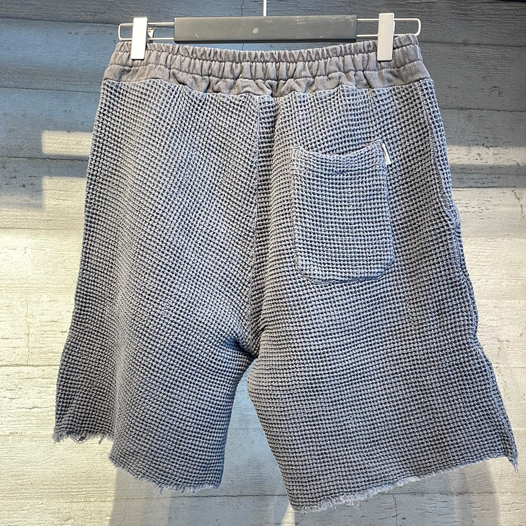 Ligirs grey shorts