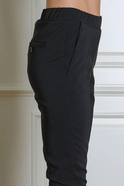 Black elegant pant