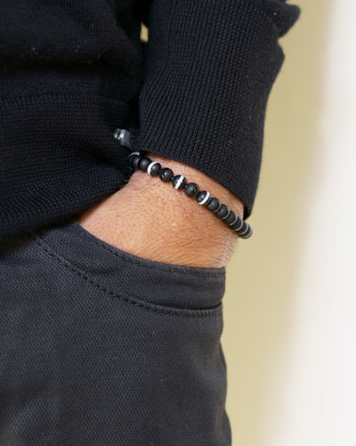 Onyx Dzi Black Stripe White Bracelet