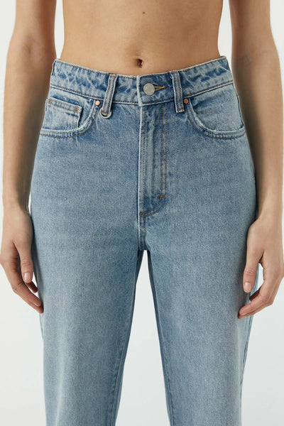Edie Straight Jeans Teardrop Blue