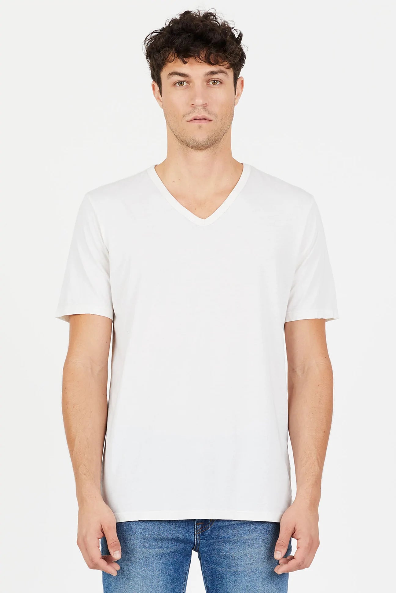 M Classic V Neck - White