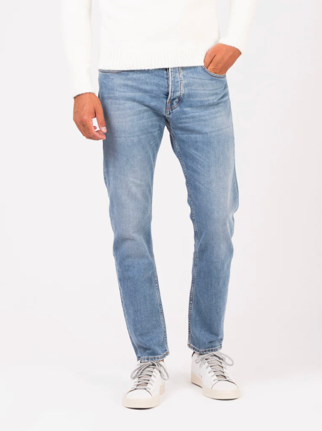 Tokyo Slim Light Blue Jeans