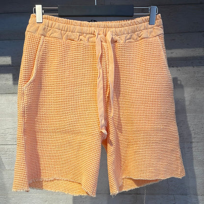 Ligirs orange shorts