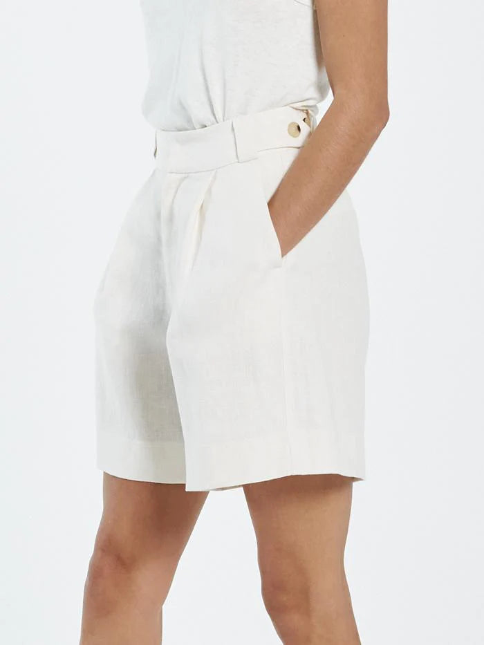 Zoe Ivory short